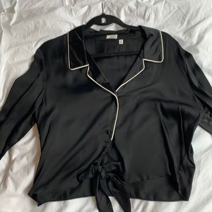 Wilfred Black/White Silk Tie-up Blouse - Medium